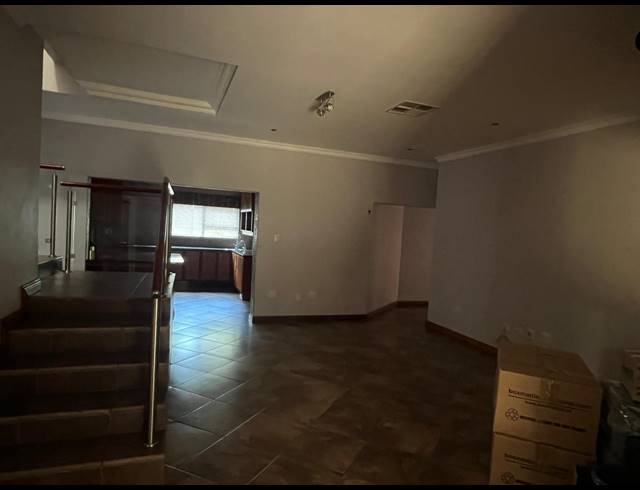 4 BEDROOM GOLF ESTATE FOR SALE IN RUIMSIG